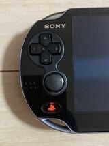 SONY PSVITA PCH-1100 AB01 本体 3G wifi モデル ソニー ピーエス ビータ ヴィータ プレイステーション 通電 ジャンク 部品取り 送料無料_画像4