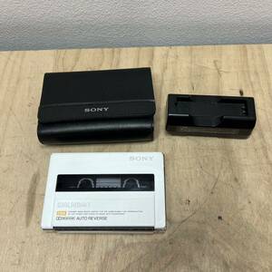 SONY　ソニー　カセットプレーヤー　ウォークマン　WALKMAN　WM-150　ホワイト　カバー付き