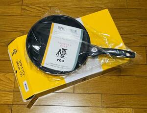 ★新品★個人在庫所有品★アルミダイキャスト製ナノセラ26ｃｍフライパン（リバーライト製）。ＩＨ対応品。幸運招くイエローカラー