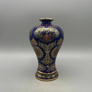 中国 梅瓶 古美術 琺瑯彩 花瓶 大清 磁器 乾隆御製款