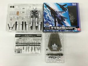 K18-202-0203-066【中古/美品】バンダイ HI-METAL R マクロスΔ「VF-1S バルキリー(マクロス35周年記念メッサーカラーVer.)」フィギュア