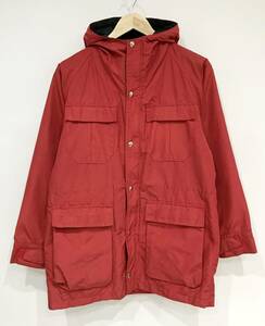 USA製 MONOGRAM OUT FITTERS マウンテンパーカー ジャケット ブルゾン 裏地チェック 赤 古着 ヴィンテージ モノグラム SIZE：S■0221O