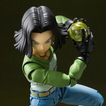 新品未開封 S.H.Figuarts 人造人間17号 ＆ 18号 -宇宙サバイバル編-_画像5