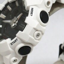 USED良品・保管品 CASIO カシオ G-SHOCK GA-700-7AJF デジアナ 腕時計 ホワイト×ブラック 5522 ケース/取説付き 動作品_画像5