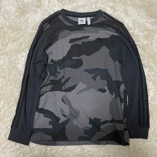 adidas Originals Camouflage LS T-Shirt