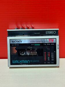 ソニー SONY WM-F30 ウォークマン ステレオカセットプレーヤー FM/AM WALKMAN // 動作品//