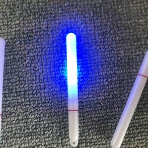 3代目 LEDスティックライト 電気ケミホタル 75サイズ  青発光 集魚ライト 5本 電池5本無料 太刀魚  アジ イカ サビキ釣りの画像2