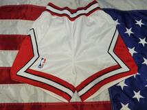 極美品 90年代キャピタル工業 日本製 NBA BULLS シカゴ・ブルズ バスパン ショーツ_画像1