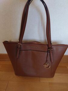 MICHAEL KORS キャメル トートバッグ