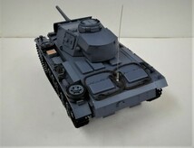 1/16戦車ラジコン　ドイツIII号L型　ヘンロン3848-1　基板バージョン7.0　BB弾発射　赤外線対戦機能付_画像4