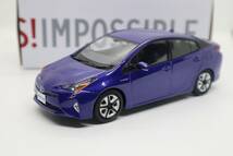 J0938 T　L　 トヨタ・プリウス 1/30スケールミニカー ８W7 ダークブルーマイカメタリック　非売品　PRIUS IMPOSSIBLE 未使用_画像1