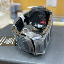 カシオ G-SHOCK MTG-B2000BD-1A4JF カーボン／ステンレススチール_画像3