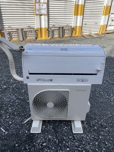 【引取り歓迎】東芝 ルームエアコン 2021年 2.2kw ～8畳 大清快 無風感冷房 自動掃除 RAS-H221E9AR