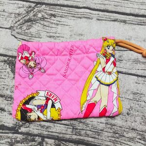 セーラームーン　 ハンドメイド　巾着 ピンク ポーチ　キルト生地　キルティング　sailormoon