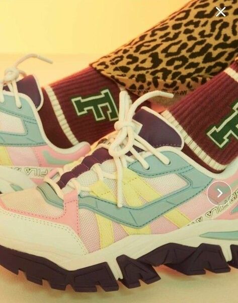 FILA Atmos pinkコラボ スニーカー