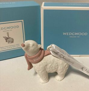 廃盤品 希少 ウェッジウッド WEDGWOOD ホリデイ オーナメント ベア ピンク 2021 置物 クリスマス 陶器人形