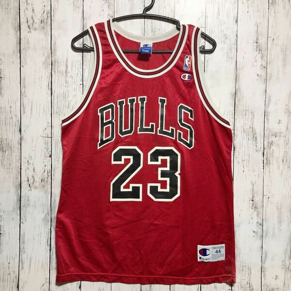 【Champion 】チャンピオン NBA BULLS ユニフォーム ジョーダン JORDAN #23 44 送料込み！