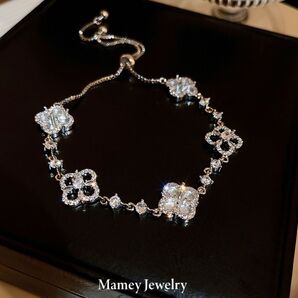 Mamey Jewelry 韓国四弁花ジルコニウム花ブレスレット、軽奢、高級感、気質、調節できるブレスレット、新しいブレスレット