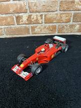 Hotwheels ホットウィール 1/18 Ferrari F2001 Mattel マテル フェラーリ F1 ミニカー_画像1
