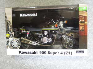 スカイネット　アオシマ　KAWASAKI 900 Super 4 Z1 タイガー　新品未開封 ダイキャスト カワサキ 900RS