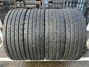 TBLT61 中古 245/70R19.5 136/134J DUNLOP DECTES SP002 ダンロップ デクテス 冬タイヤ スタッドレス 大型 トラック 4本セット