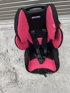 recaro チャイルドシート