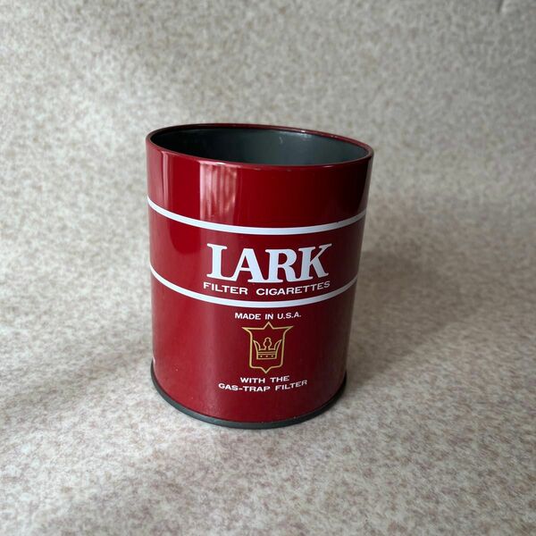 ラークの缶　昭和レトロ LARK ラーク 灰皿タバコ たばこ インテリア 