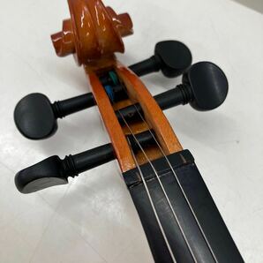 64①●60228-② メーカー不明 ヴァイオリン バイオリン 弦楽器 ノーブランド 初心者用 ジャンク品の画像4