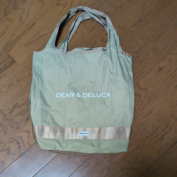 限定品！安値！2023年バージョンDEAN＆DELUCA×BRIEFINGサコッシュバッグベージュ