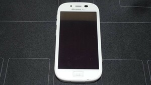 ジャンク品 FUJITSU らくらくスマートフォン 3 F-06F ネットワーク利用制限○ 初期化済