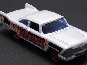 ☆日曜夜☆未開封新品☆'57 PLYMOUTH FURY☆MARVEL☆THE AVENGERS☆CAPTAIN AMERICA 75TH ANNIVERSARY SERIES☆HOT WHEELS