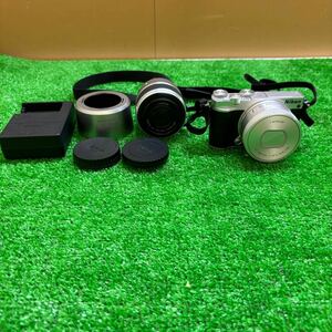 NIKON 1 J5 +ズームレンズ（10-30mm）＋単焦点レンズ（18.5/F1.8) ニコン シルバー 風景 