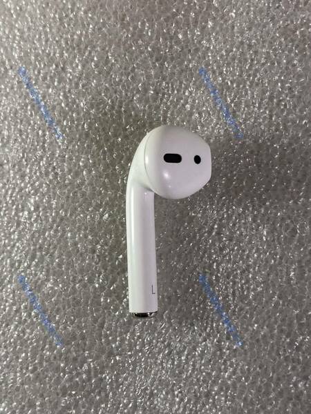 Apple AirPods左耳/A1722/第１世代/電池新品４時間/右耳A1523とペア用/良上品312L