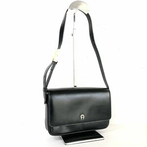 AIGNER アイグナー　ショルダーバッグ　パーティーバッグ　ロゴ　レザー　ブラック　ゴールド金具