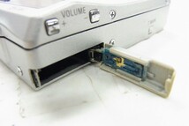 X262-Y32-733 SONY ソニー WALKMAN MZ-N1 MDプレイヤー 現状品①_画像4