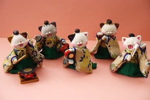 ハンドメイド　手作り　縮緬　ちりめん　古布　猫　お雛様　ひな祭り　★　ねこ雛10人飾り　～　五人囃子　～　★