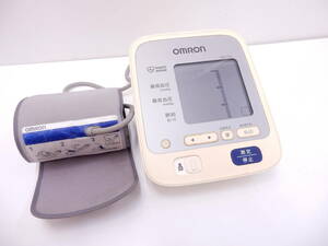 健康器具祭 オムロン 上腕式血圧計 HEM-7230 使用品 Omron 血圧測定器 ホワイト系 白 記録機能 長期自宅保管品