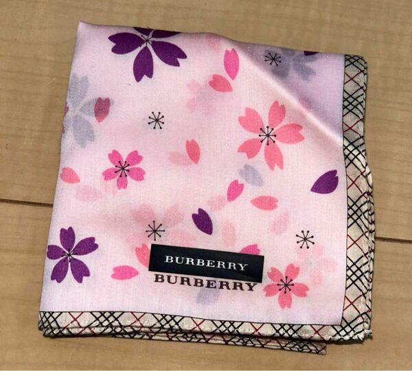 BURBERRY バーバリー ハンカチ 大判　花　ピンク　さくら　桜　新品　チェック　スカーフ　タオル　ロゴ