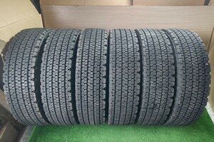 中古タイヤ BRIDGESTONE W900 225/90R17.5 127/125L バリ山 ブリヂストン トラックタイヤ A327 