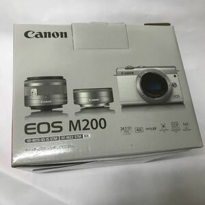 cannon　EOS M200 ダブルレンズキット　ホワイト　★新品・未使用品