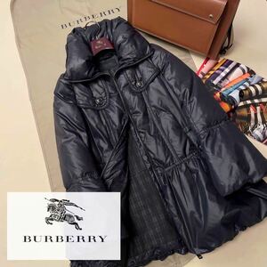 Q19【ドレスのようなふんわり存在感】参考価格16万●超美品BURBERRY ●溢れる光沢感!!ダウン90%ジャケット バーバリーコート レディース