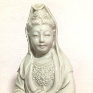 仏教美術 白磁 観音菩薩 仏像 置物 インテリア 在銘
