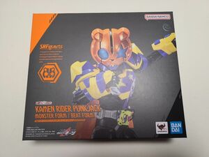 S.H.Figuarts 仮面ライダーパンクジャック　モンスター　ビートフォーム