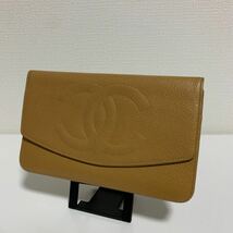 美品　CHANEL シャネル ココマーク キャビアスキン 長財布 大きめ　財布 イエロー系_画像1