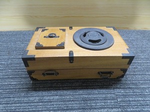 R☆ 昭和レトロ　雑貨　灰皿　小物入れ　木箱　木製 W29×D17.2×H10ｃｍ程 ◎現状品