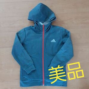 adidas パーカー