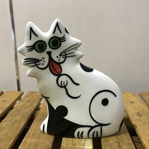 美品 猫の置物 陶器製！