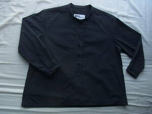 M H L, マーガレットハウエル　Aライン　ワイドシルエット　七分袖バンドカラーシャツ　サイズ Ⅱ　日本製　ブラック