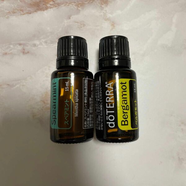 ドテラ エッセンシャルオイル doTERRA アロマオイル　ベルガモット　スペアミント