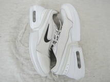 NIKE WMNS AIRMAX SIREN（ナイキ ウィメンズ エアマックス サイレン）（CJ1678 101）　　白/黒　　wm24㎝ US7　　2022年製　　ok2402C_画像3